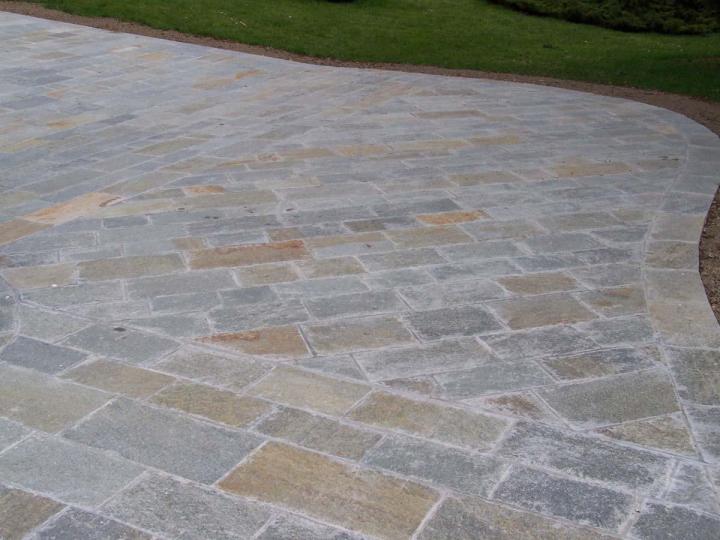 Terrassement, pavage, voies d'accès