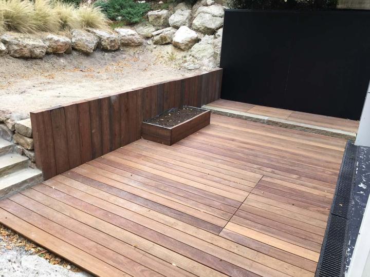 Plantation, Terrasses, abris bois